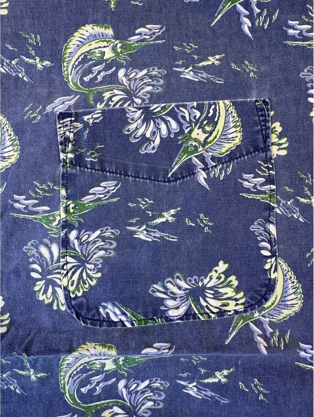 Vintage 90s Jcrew marlin fish button up shirt 100% cotton large fishing tropical